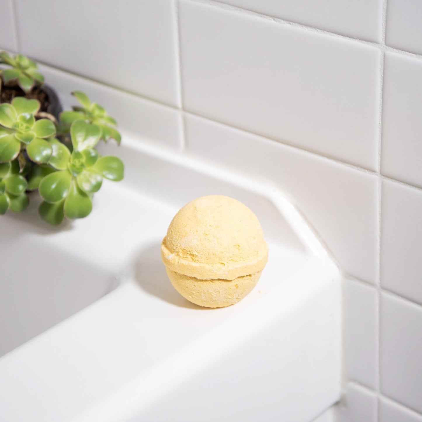 Lemongrass Bath Bomb